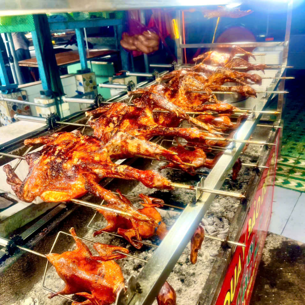 VỊT CỎ 4 BÁNH BAO